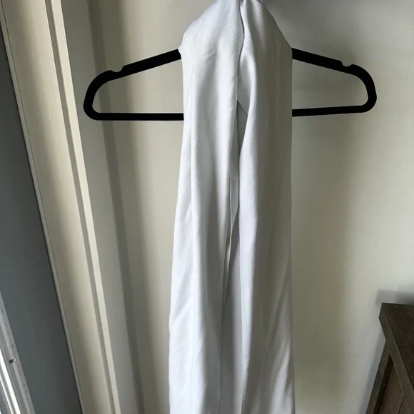 White Scarf Shawl Wrap Winter Fall Accessory - Picture 4 of 4